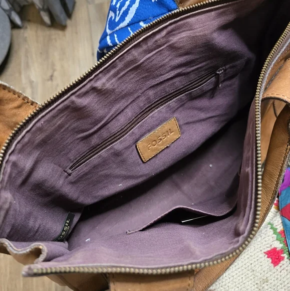 Large Fossil Vintage Revival Leather Shoulder Bag - Picture 3 of 6